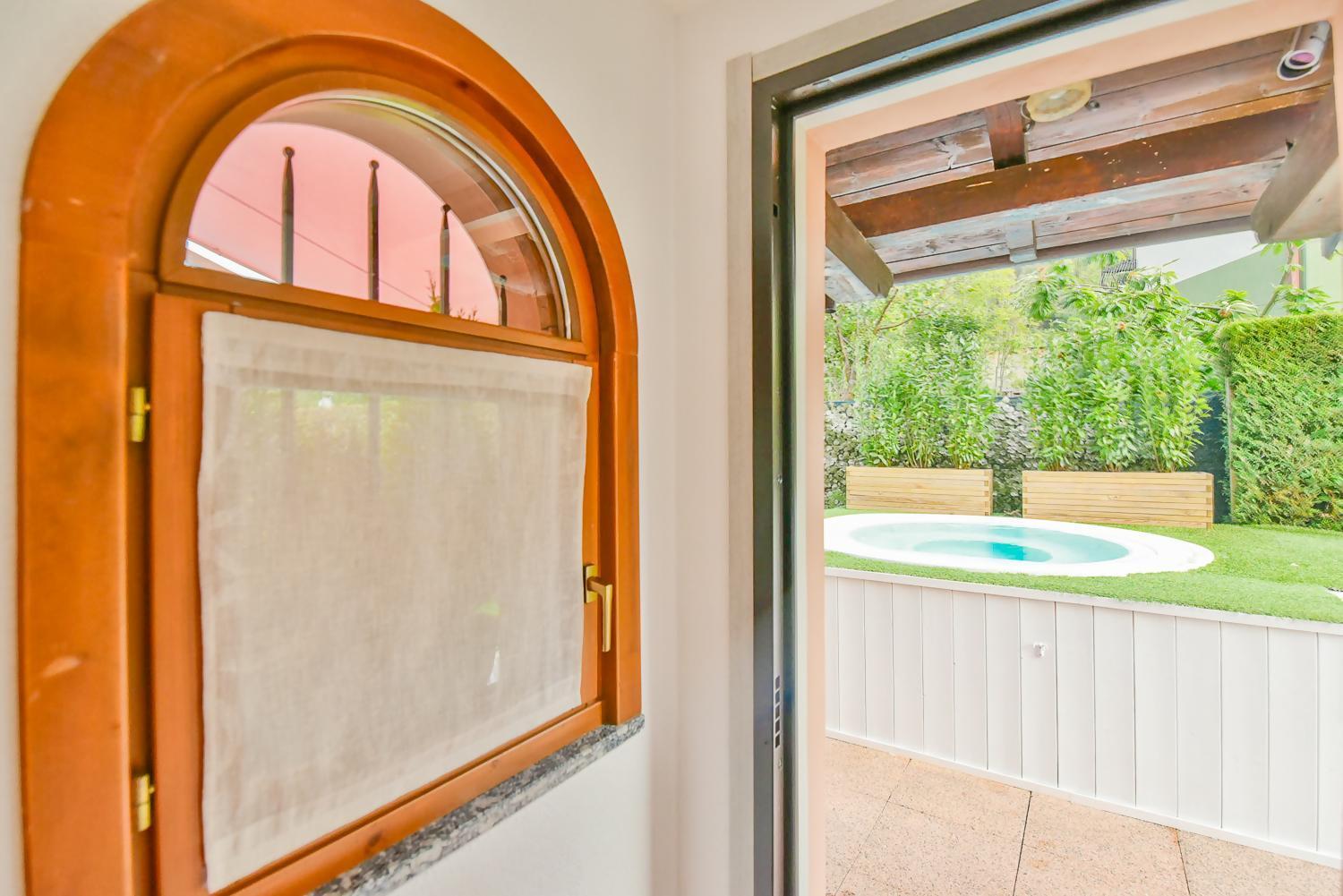 Jane E Jolie Holiday Home Private Swimming Pool Valbrona Bagian luar foto