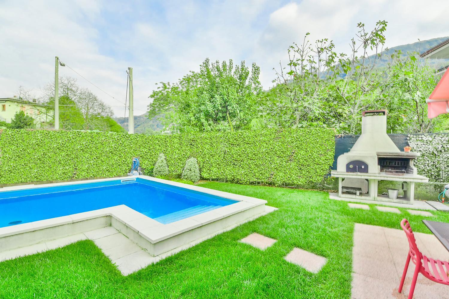 Jane E Jolie Holiday Home Private Swimming Pool Valbrona Bagian luar foto