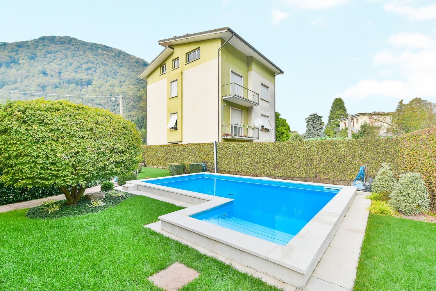 Jane E Jolie Holiday Home Private Swimming Pool Valbrona Bagian luar foto